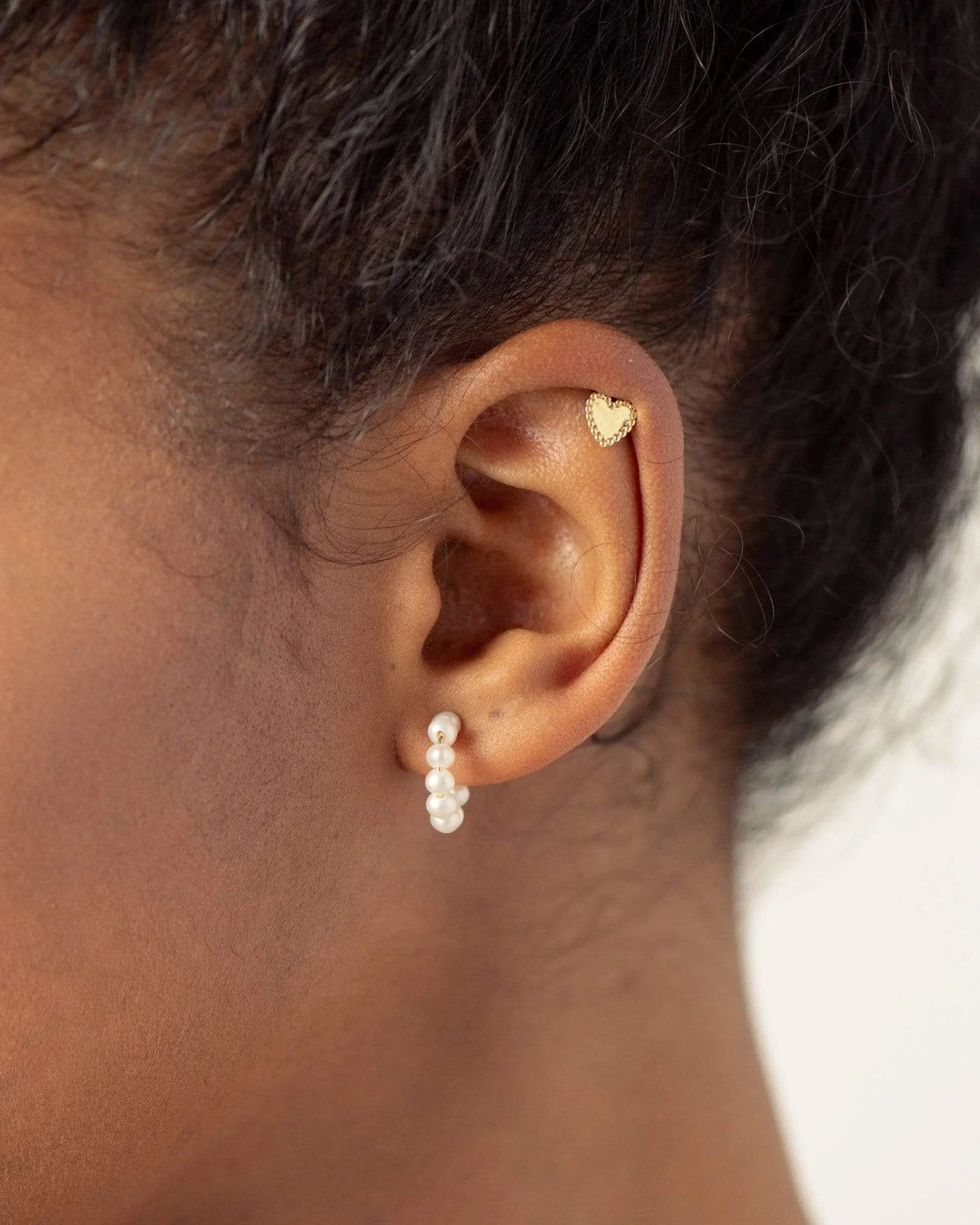 Palermo Mini Hoop Earrings with Freshwater Pearls in 18K Gold Vermeil by Handiora