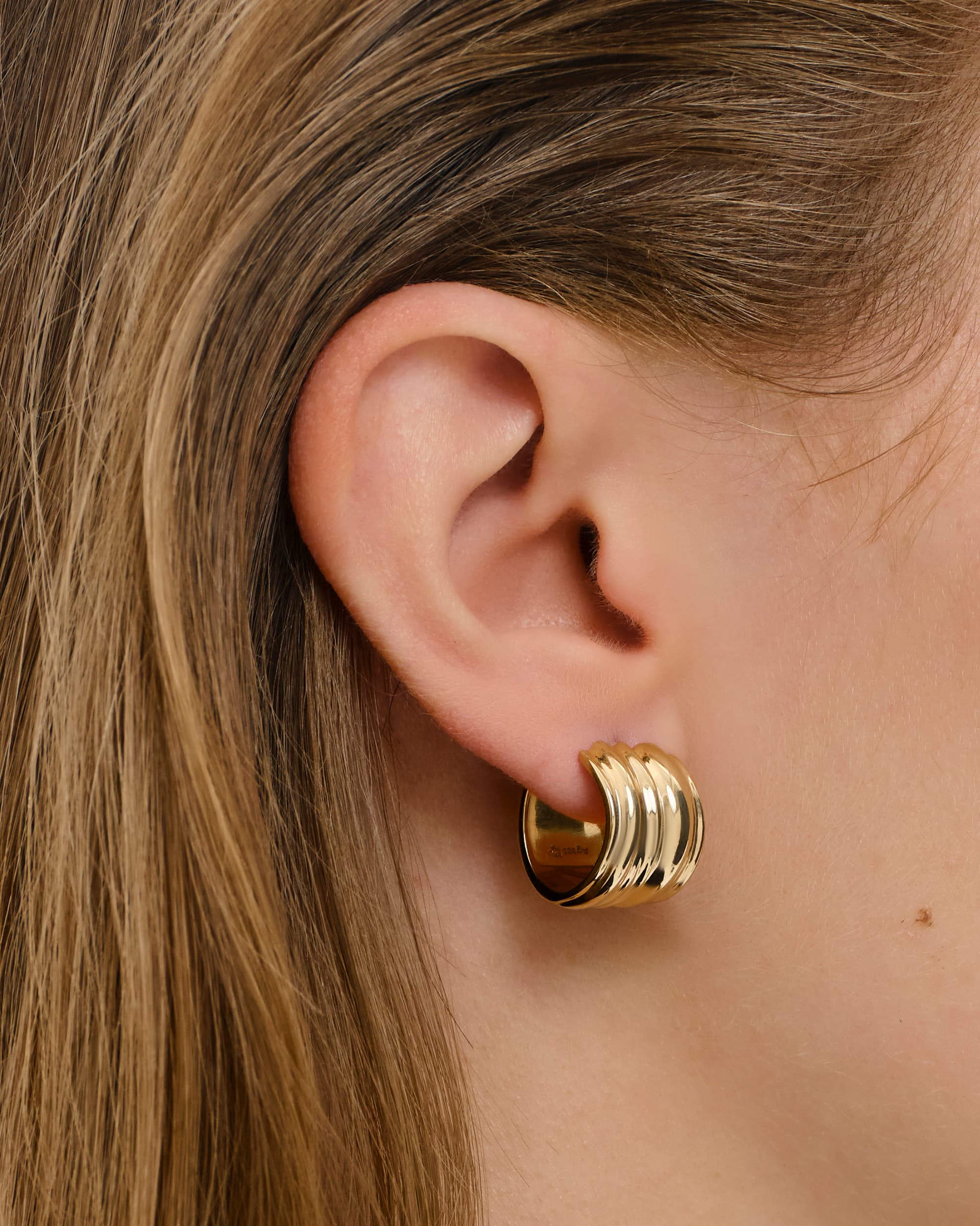 Orsay Chunky Huggie Hoops in 18K Gold Vermeil with Grooved Finish by Handiora