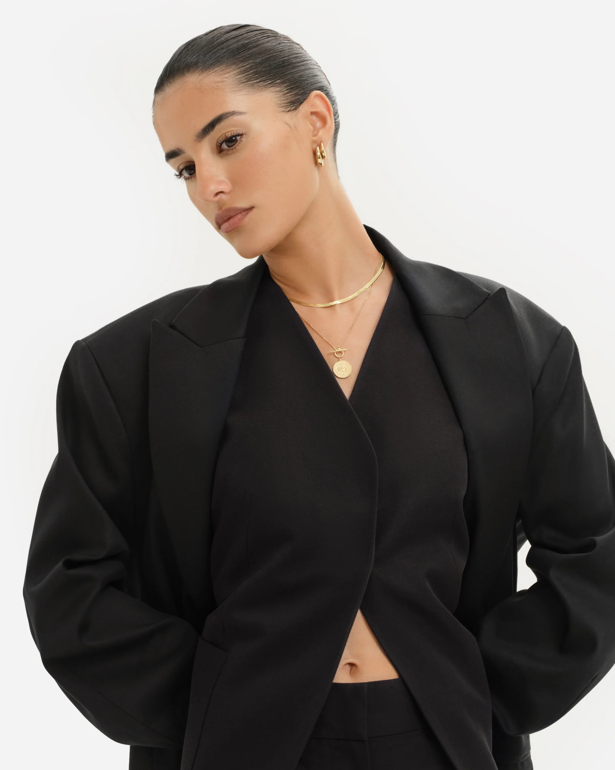 Vici Layering Set with Monti Choker and Venice Coin Necklace in 18K Gold Vermeil by Handiora