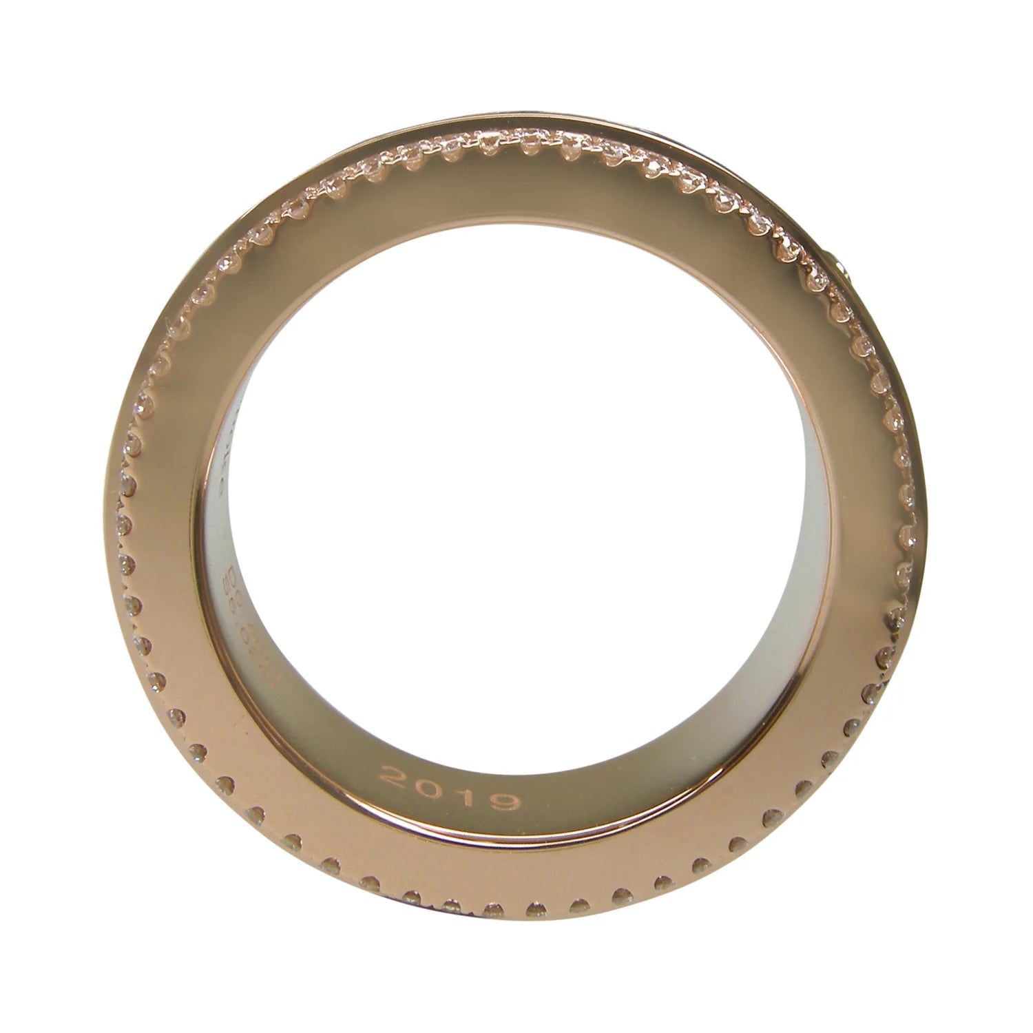 Gold ring with '2019' engraving on a white background