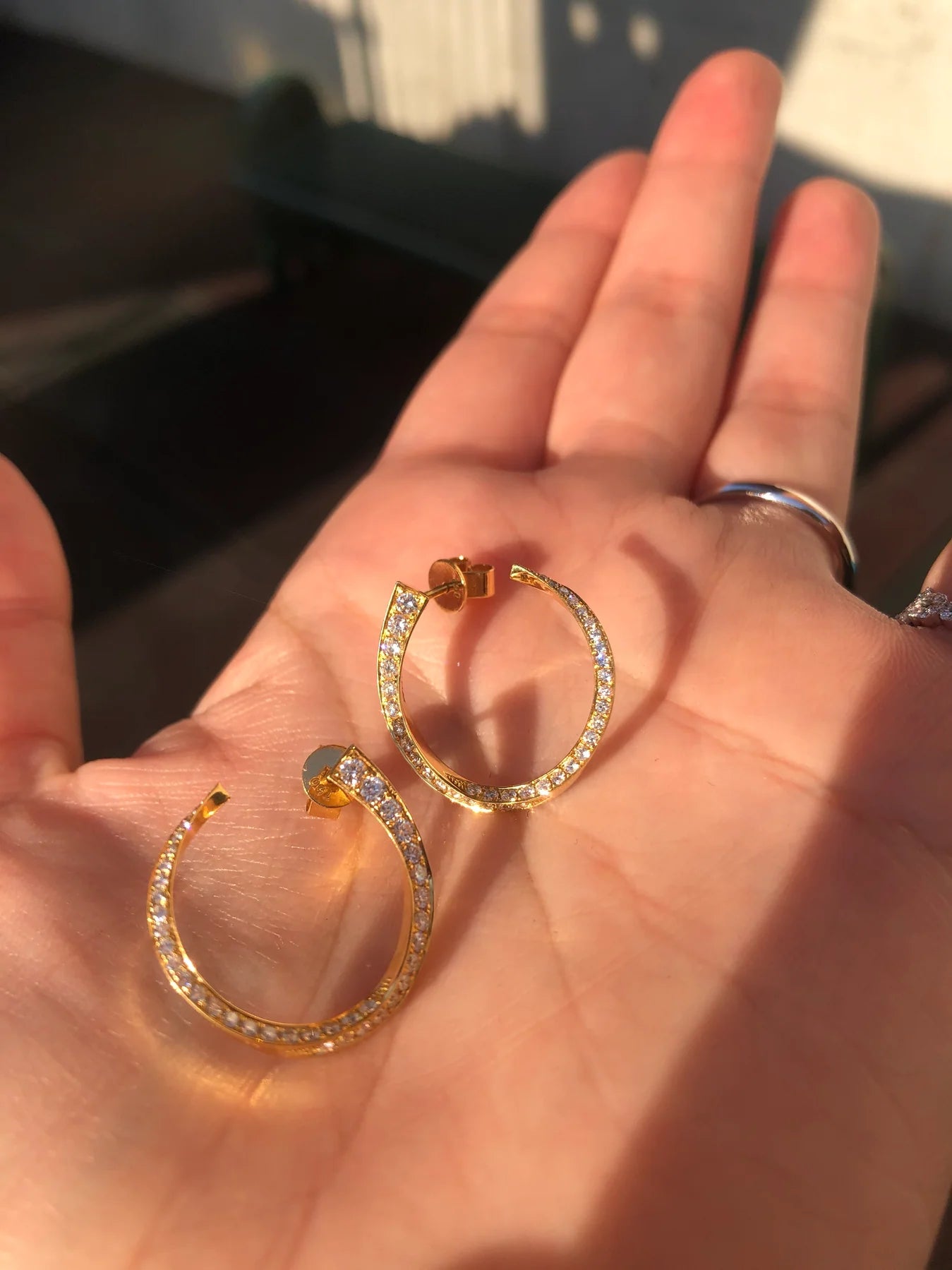 Knife Edge Diamond Aura Hoops