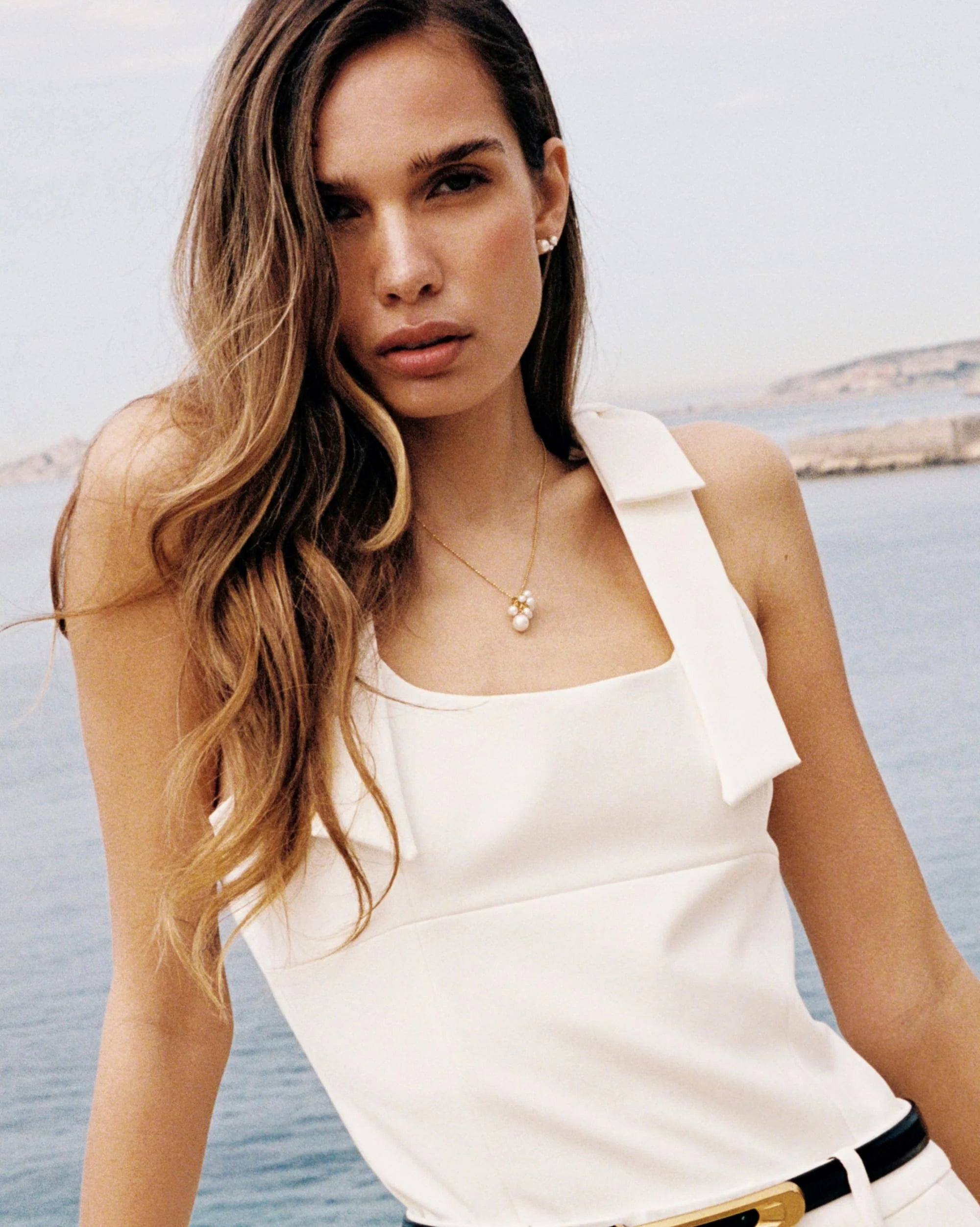 Aira Sculptural Freshwater Pearl Cluster Necklace in 18K Gold Vermeil by Handiora