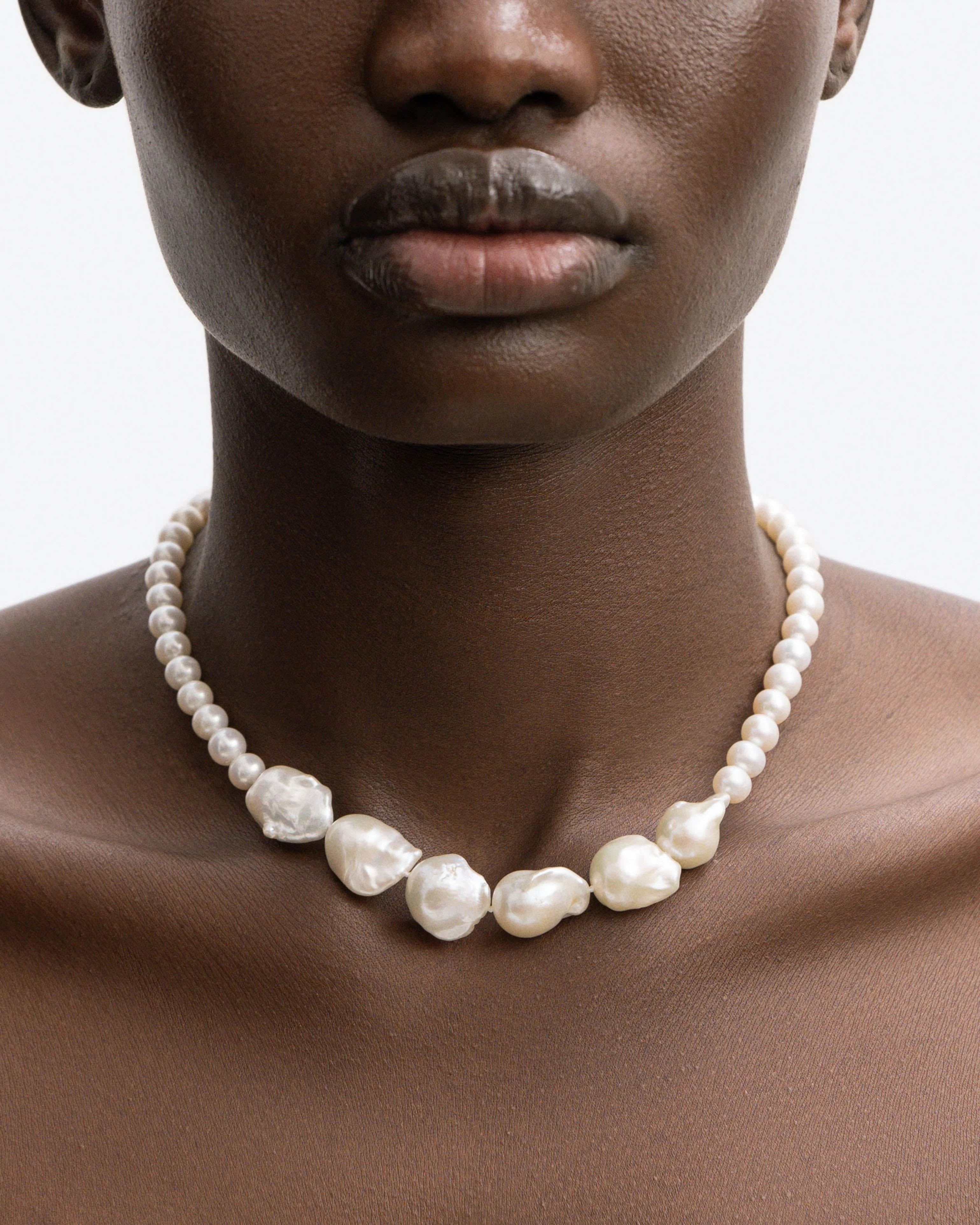 Pamplona Baroque and Round Freshwater Pearl Necklace in 18K Gold Vermeil by Handiora