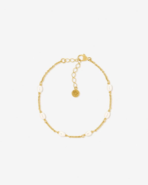 Portofino Delicate Freshwater Pearl Chain Bracelet in 18K Gold Vermeil by Handiora