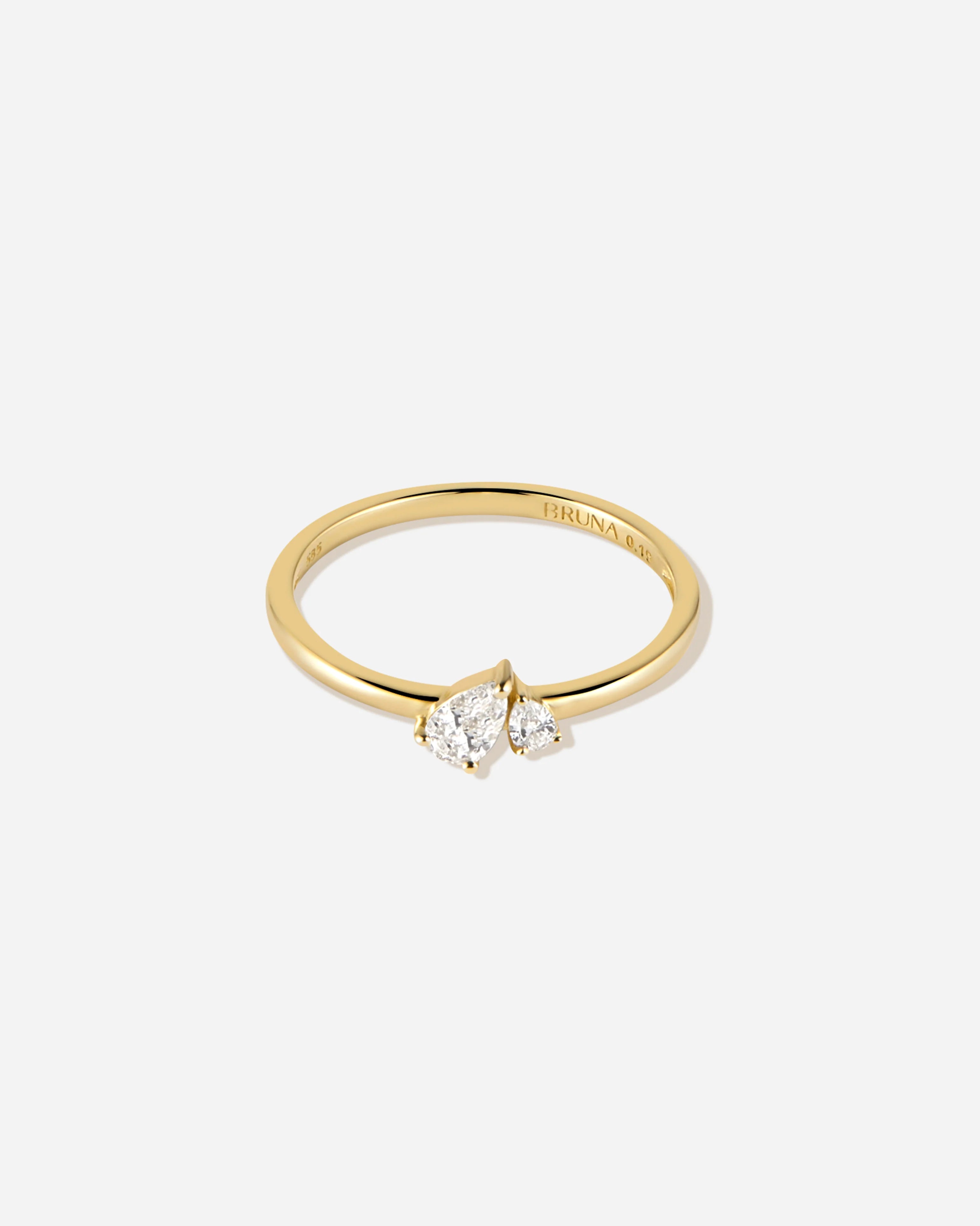 Arona Diamond Ring