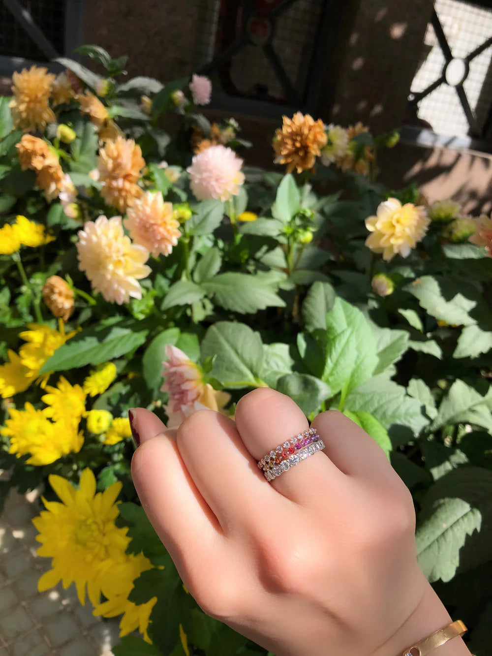 18K White Gold Shared Claw Half Eternity Rainbow Sapphire Ring